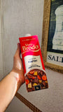 imagem de uma pessoa segurando o caldo de ossos da vero brodo sabor carne